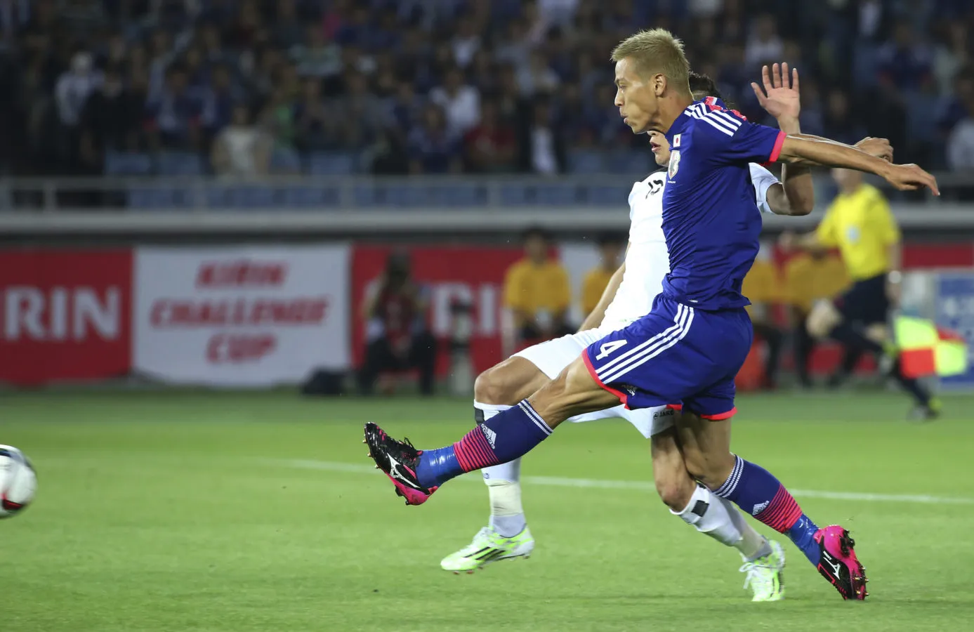 keisuke honda world cup 2010 - 02