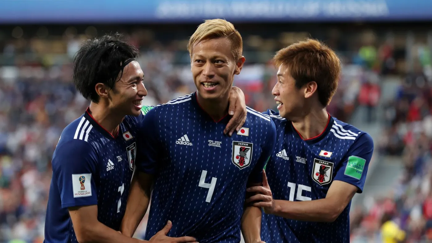 Vị trí chính của Keisuke Honda trên sân là gì? 02